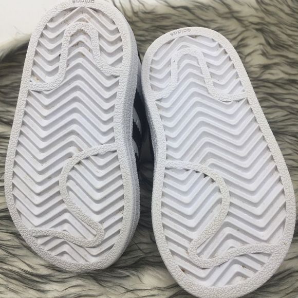 Adidas Superstar Baseline Sneakers Shoes Sz 4 - Picture 5 of 5